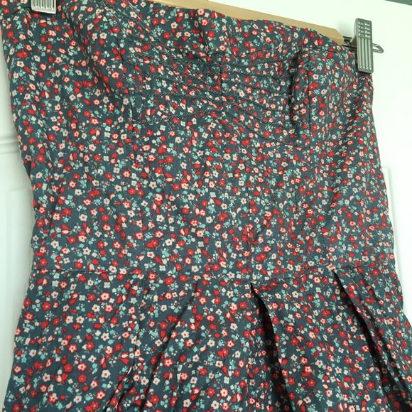 AEO Grey Strapless Floral Dress with Boning - Picture 3 of 8